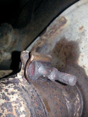 rusty bolts.jpg