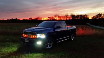 Blue-4th-Gen-2010-Dodge-Ram-1500-Wallpaper.jpg