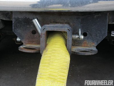 129-1307-01 low-buck-liberation-getting-unstuck tow-strap-in-hitch-pin-1.jpg