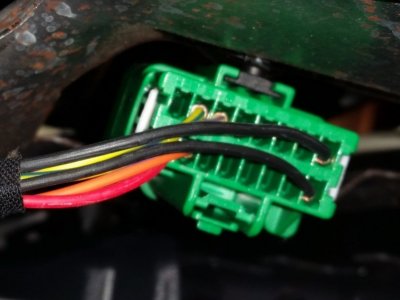 Green connector bottom.jpg