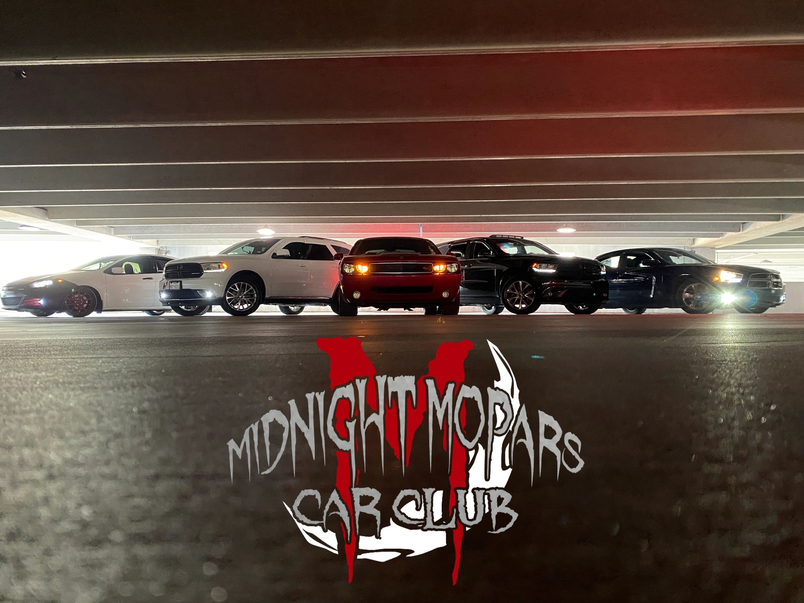 midnightmoparscarclub.com