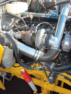 0804dp_09_z+mini_peterbilt_359_dodge_ram+24_valve_engine.jpg 0804dp_09_z+mini_peterbilt_359_dodge_ram+24_valve_engine.jpg
