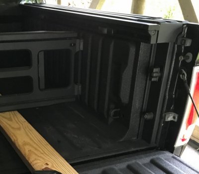 3 Rail on truck_resize.JPG 3 Rail on truck_resize.JPG