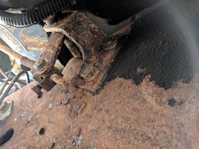 2018-02-18 13.36.56_1996_dodge_ram_shifter_linkage_undercarriage.jpg 2018-02-18 13.36.56_1996_dodge_ram_shifter_linkage_undercarriage.jpg