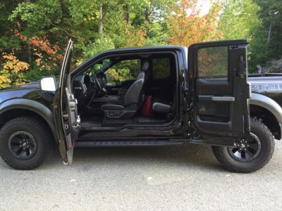 Ford-Raptor-November-4.jpg Ford-Raptor-November-4.jpg