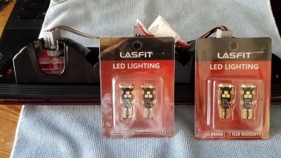 LASFIT 921 Canbus White & Red LED Bulbs For 3rd Brake Light & Cargo Lights (Package FrontsS).jpg
