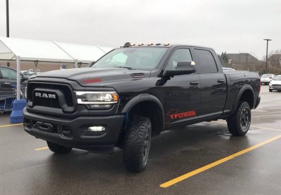 2019-ram-power-wagon-2020-wheels-tires-1068x745.jpeg
