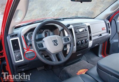 1002tr_04+dodge_lil_red_express+2009_dodge_ram_interior.jpg 1002tr_04+dodge_lil_red_express+2009_dodge_ram_interior.jpg