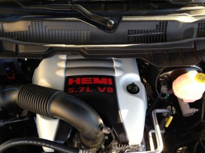 HEMI Engine Pic.jpg