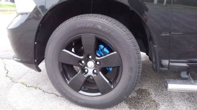 Front Caliper-rotor.JPG Front Caliper-rotor.JPG