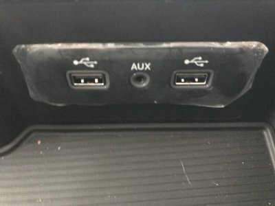 Media-Hub6.jpg Media-Hub6.jpg
