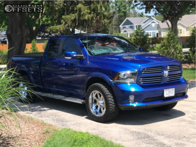 233593-1-2014-1500-ram-stock-leveling-kit-moto-metal-mo962-chrome.png