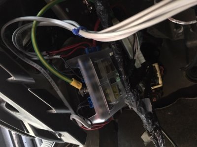 fusebox1.JPG fusebox1.JPG
