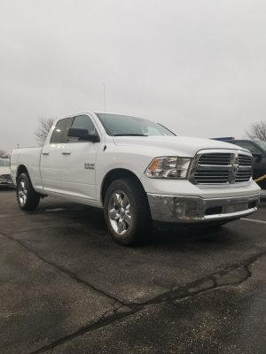 truck1.jpg