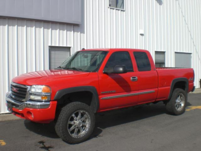 2004 GMC 2500HD 1.png 2004 GMC 2500HD 1.png