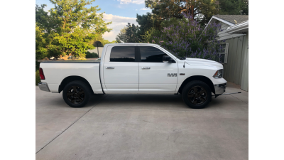 Leveled Black Wheels.png Leveled Black Wheels.png
