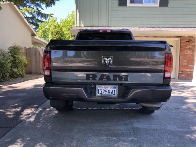 Tailgate.jpg Tailgate.jpg