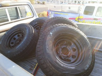 NewTires_175451.jpg NewTires_175451.jpg