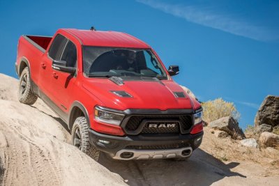 2020-ram-1500-rebel-ecodiesel-ptoty-lead sport hood.jpg