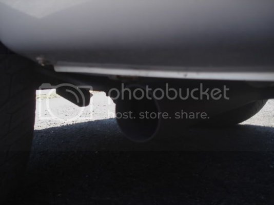 tailpipe2.jpg tailpipe2.jpg