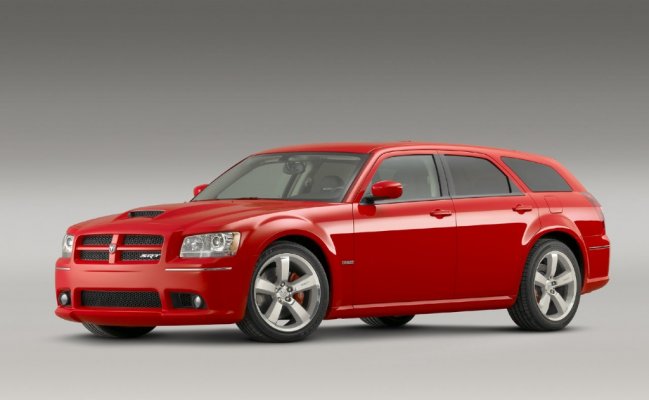 2008-dodge-magnum-srt8-1_1280x0w.jpg