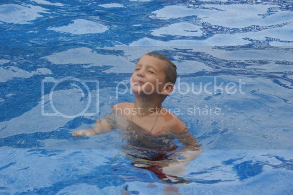 swimswim061.jpg