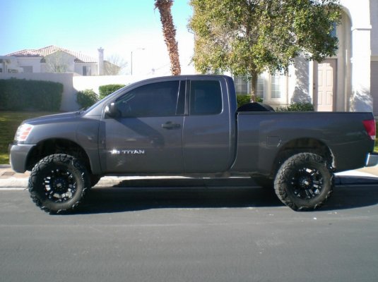 new-lift-xd-monster-rims-35-mud-grapplers-cimg0970.jpg new-lift-xd-monster-rims-35-mud-grapplers-cimg0970.jpg