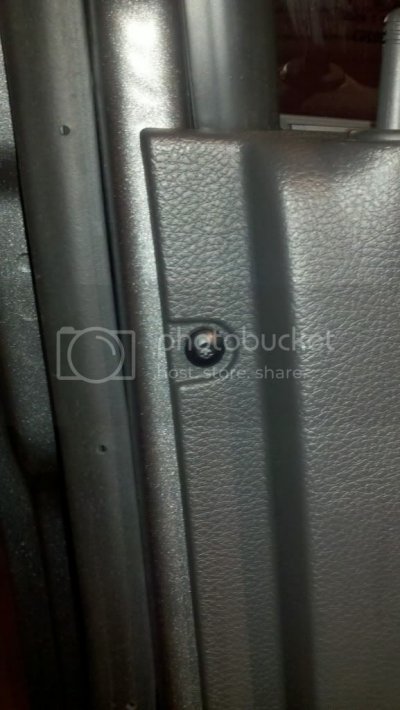 doorpanelremoval4.jpg doorpanelremoval4.jpg