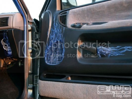 1001_8l_06_1996_dodge_ramdoor_panel.jpg