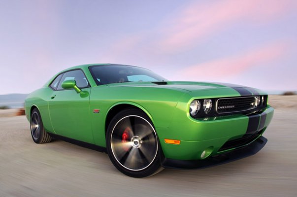 challenger-srt8-630.jpg challenger-srt8-630.jpg