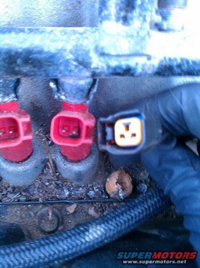 injectors-from-new-engine.jpg injectors-from-new-engine.jpg