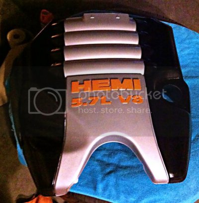 enginecoverpaintededited.jpg enginecoverpaintededited.jpg