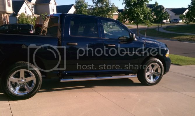 Truck.jpg Truck.jpg