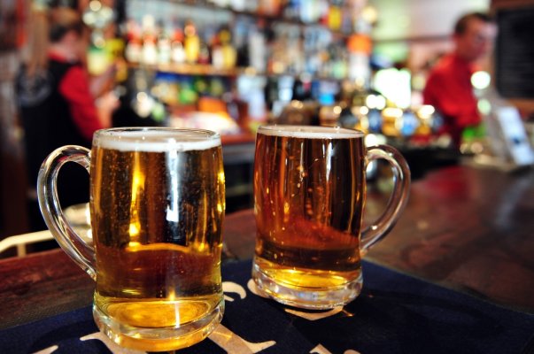 Two-cups-of-beer-in-bar.jpg
