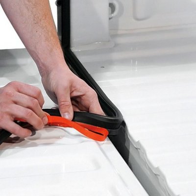 extang-maxseal-tailgate-seal.jpg extang-maxseal-tailgate-seal.jpg