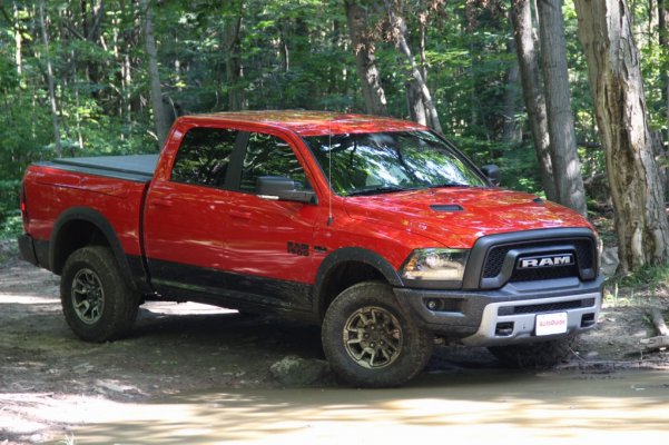 2015-Ram-1500-Rebel-.jpg