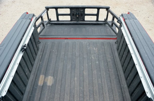 2013-ram-1500-bedliner.jpg