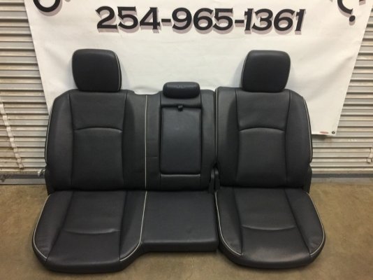 2012-Rear-Leather-Seats-X2.jpg