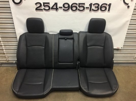 2012-Rear-Leather-Seats-X2.jpg 2012-Rear-Leather-Seats-X2.jpg