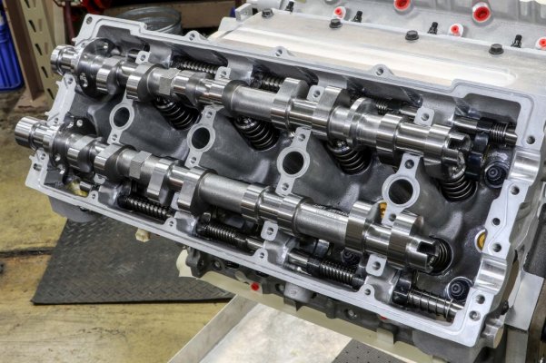 op-mercury-marine-sb4-dohc-ls-motor-750-horsepower.jpg