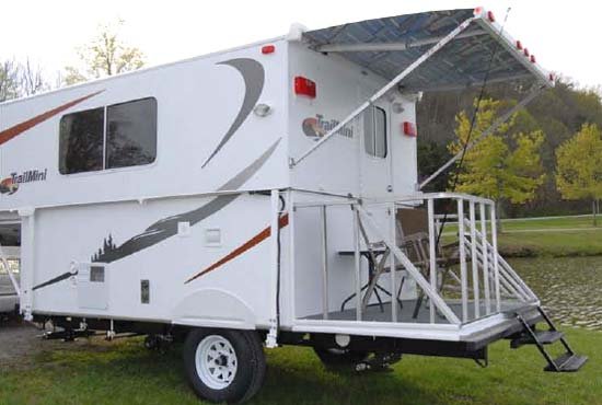 ailmanor-trailmini-folding-travel-trailer-exterior.jpg