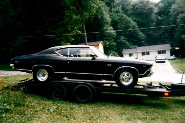 69-Chevelle-black.jpg