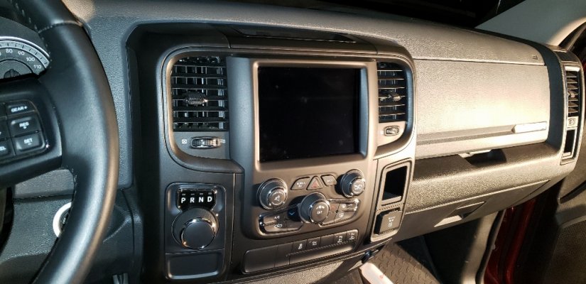 radio-bezel-2.jpg radio-bezel-2.jpg