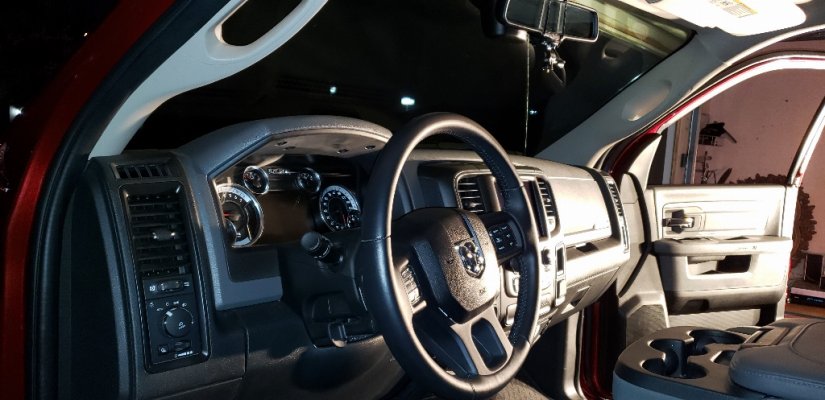 radio-bezel-6.jpg radio-bezel-6.jpg
