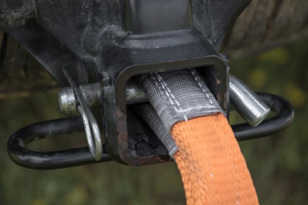 hitch_pin_recovery_howto_05.jpg hitch_pin_recovery_howto_05.jpg