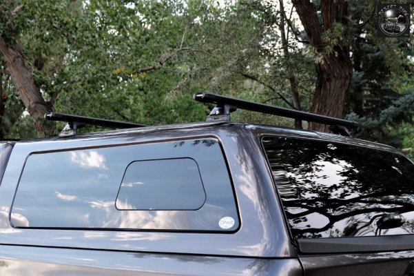 Yakima_Roof_Rack_System_5a(1).jpg