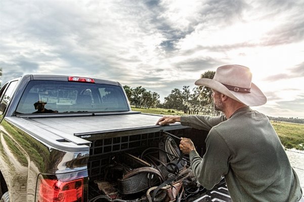 m-series-tonneau-cover.jpg