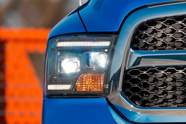 rimoto-xb-series-hybrid-headlights-with-led-drls_0.jpg rimoto-xb-series-hybrid-headlights-with-led-drls_0.jpg