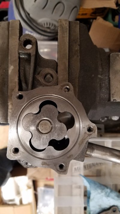 pump_interior.jpg pump_interior.jpg