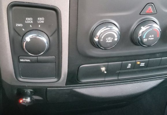 Switch Panel.jpg Switch Panel.jpg